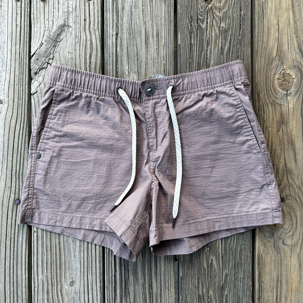 Vuori Casual Active Shorts